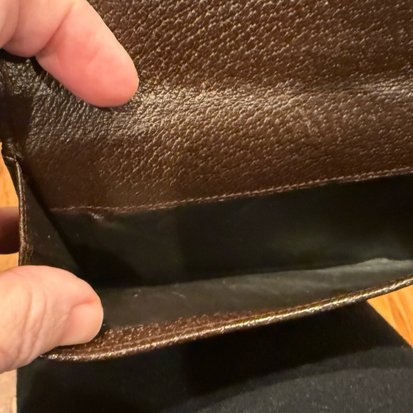 Gucci continental long wallet in the classic brown GG monogram canvas. - Picture 3 of 11